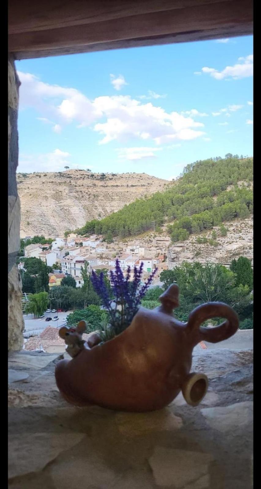 アルカラ・デル・フカル Casa Cueva Araceliヴィラ エクステリア 写真